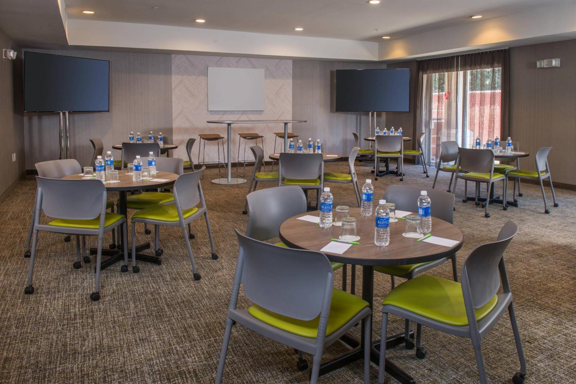 Springhill Suites Herndon Reston Exterior photo